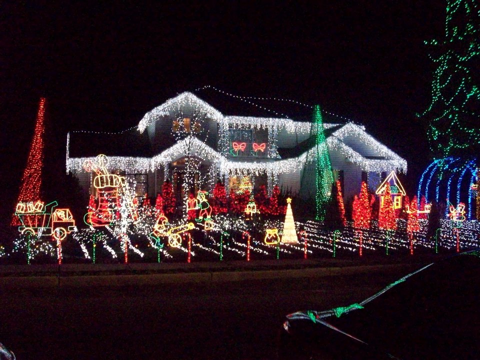 This Year’s Most Festive South Jersey Christmas Light Displays Anne E